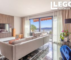 For rent: 4-room apartment, 103 m², seaside, Villefranche-sur-Mer