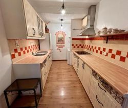 For rent: 1-bedroom apartment, 57 m², seaside, Fréjus