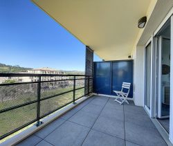 A louer APPARTEMENT T3 59 M2 TERRASSE BORD DE MER LA CIOTAT