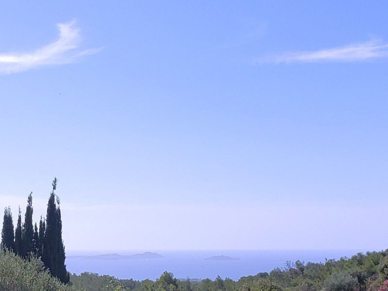 A vendre TERRAIN CONSTRUCTIBLE VUE PANORAMIQUE MER BANDOL
