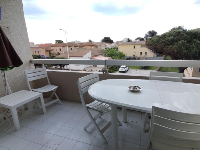 Se alquila: apartamento de 2 habitaciones, 43 m², terraza, primera línea de playa, Valras Plage