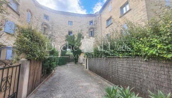 Apartment for rent, 2 bedrooms, 71 m², Uzès