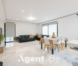 Contemporary house for rent in Bretteville-sur-Laize