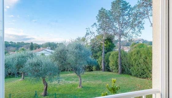 Apartamento de lujo de 2 dormitorios, 89 m², terraza, Mougins