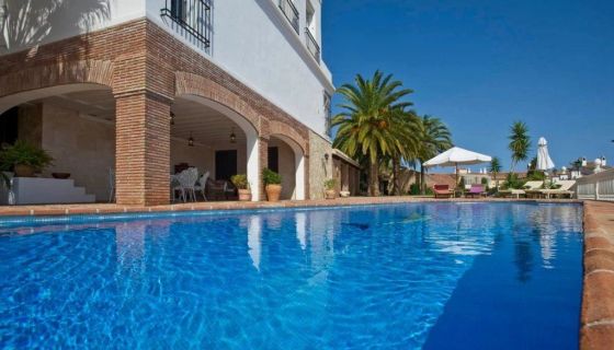 A louer PENTHOUSE  1 618 M2 TERRASSE BORD DE MER MáLAGA