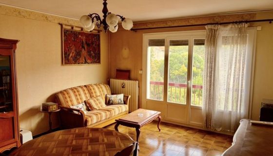 A louer APPARTEMENT T3 73 M2 BORD DE MER LA SEYNE SUR MER