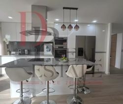 A louer APPARTEMENT NEUF T4 84 M2 BORD DE MER NICE