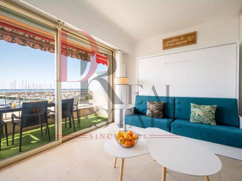 A louer STUDIO  33 M2 TERRASSE VUE MER MENTON