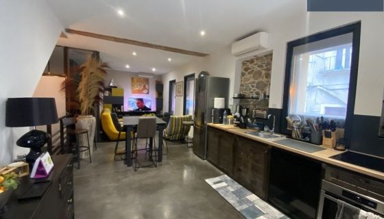 A louer APPARTEMENT NEUF T3 80 M2 BORD DE MER SETE