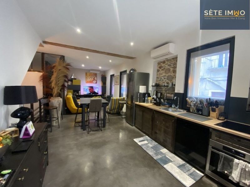 A louer APPARTEMENT NEUF T3 80 M2 BORD DE MER SETE