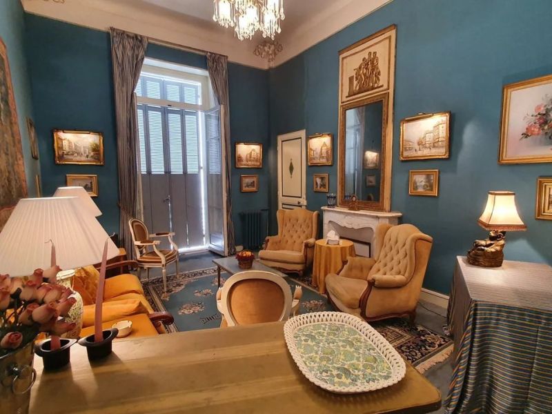 A louer APPARTEMENT T6 154 M2 VUE MER MENTON