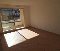 A louer APPARTEMENT T2 49 M2 TERRASSE  AUBAGNE