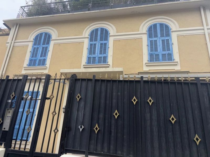 A louer STUDIO NEUF  18 M2 BORD DE MER NICE