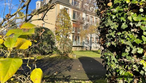 A louer APPARTEMENT T5 91 M2  CAEN