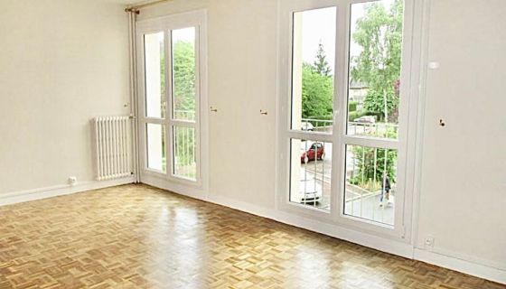 A louer APPARTEMENT DUPLEX T4 78 M2  CAEN