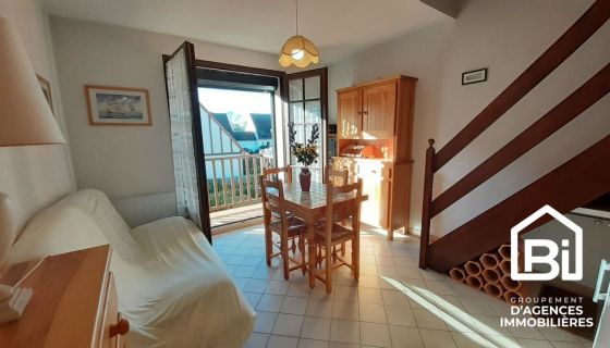 A louer APPARTEMENT DUPLEX T2 30 M2 PLAGE à PIED COURSEULLES SUR MER