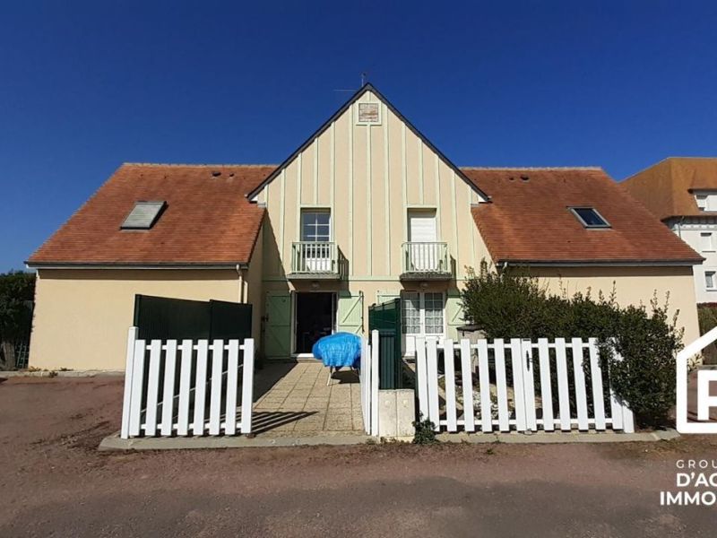 A louer APPARTEMENT DUPLEX T3 39 M2 PLAGE à PIED COURSEULLES SUR MER