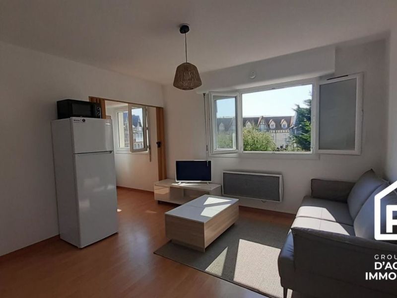 A louer APPARTEMENT T2 25 M2 BORD DE MER COURSEULLES SUR MER
