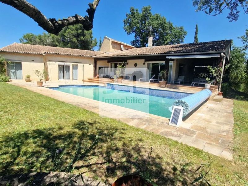 A louer MAISON  D'ARCHITECTE BORD DE MER UZES