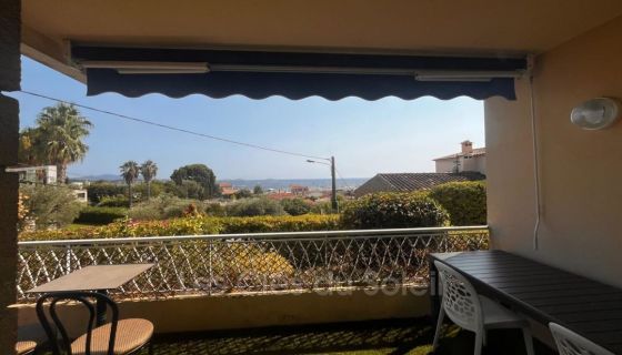 A louer APPARTEMENT T2 39 M2 TERRASSE VUE MER BANDOL