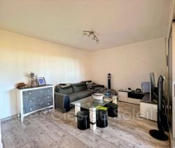 A louer STUDIO  24 M2 TERRASSE BORD DE MER BANDOL