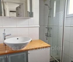 A louer APPARTEMENT T2 32 M2 PLAGE à PIED SIX FOURS LES PLAGES