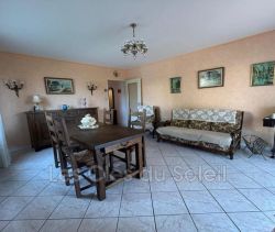 A louer APPARTEMENT T2 53 M2 TERRASSE BORD DE MER BANDOL