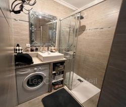 A louer APPARTEMENT T2 42 M2 BORD DE MER SIX FOURS LES PLAGES