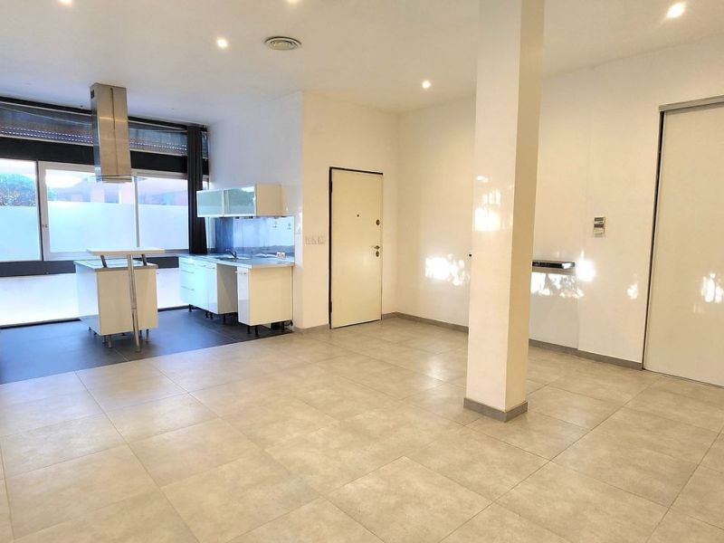 A louer APPARTEMENT T3 82 M2  MARSEILLE 13EME