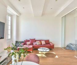 A louer APPARTEMENT T3 81 M2 VUE MER NICE