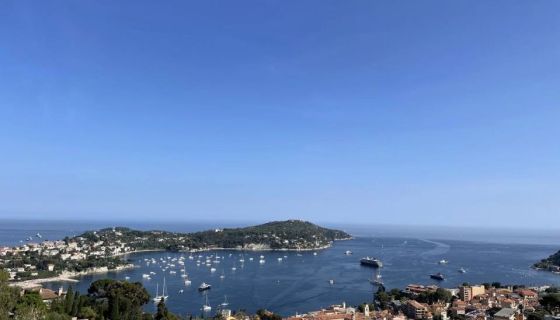 A louer APPARTEMENT DE PRESTIGE NEUF T4 137 M2 TERRASSE VUE MER VILLEFRANCHE SUR MER