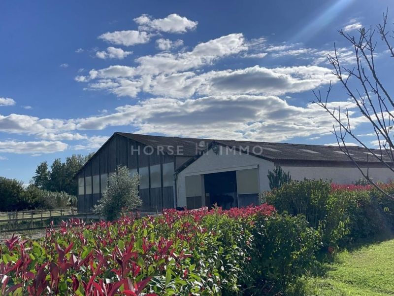 A vendre MAISON  5 PIECES 87 M2  NIMES