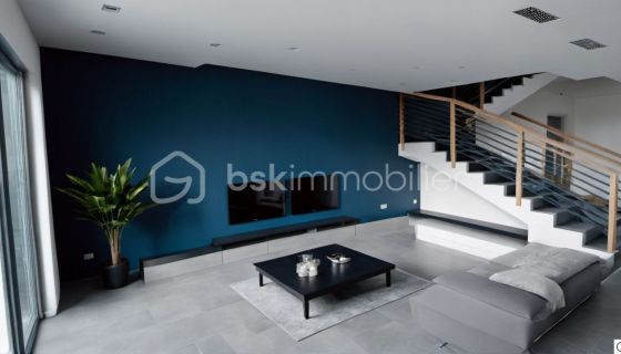 A vendre MAISON  4 PIECES 97 M2 BORD DE MER SAINTE MAXIME