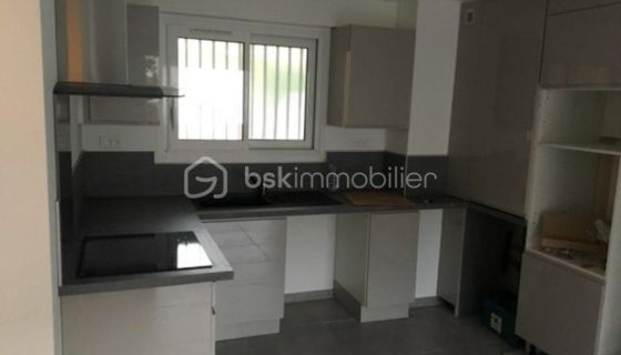 A louer APPARTEMENT T2 36 M2 BORD DE MER SAINT RAPHAEL