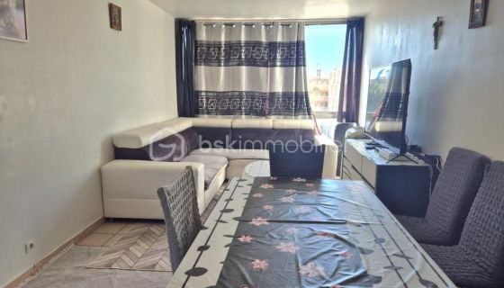 A louer APPARTEMENT T4 69 M2 BORD DE MER TOULON