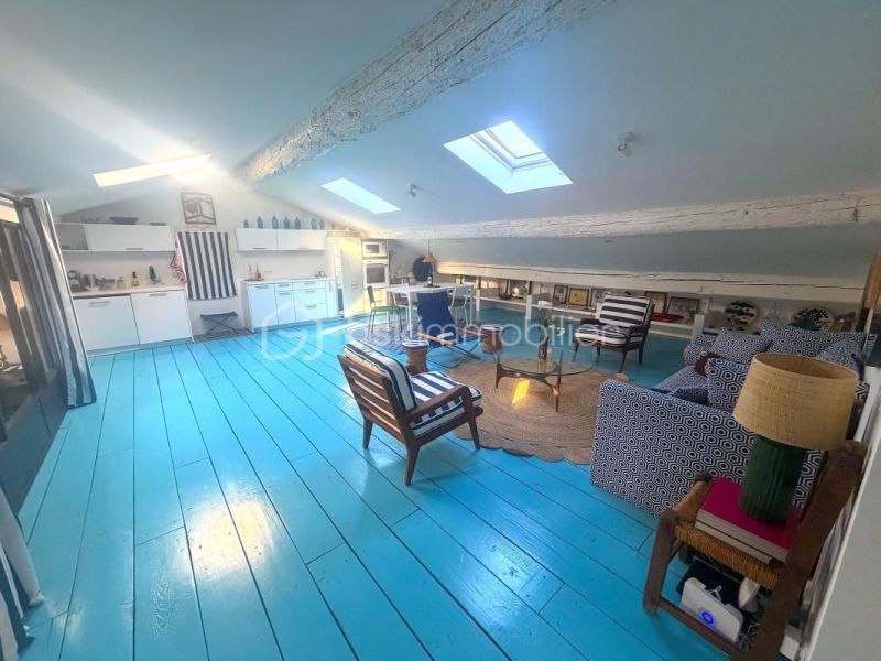 A louer APPARTEMENT T3 100 M2 BORD DE MER SETE