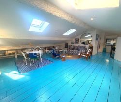 A louer APPARTEMENT T3 100 M2 BORD DE MER SETE