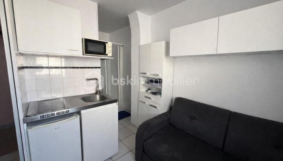 A vendre STUDIO  11 M2 PIEDS DANS L'EAU LE HAVRE