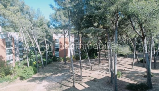 A louer APPARTEMENT T3 67 M2 BORD DE MER LA SEYNE SUR MER