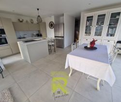 A vendre MAISON  5 PIECES 134 M2 BORD DE MER SERIGNAN