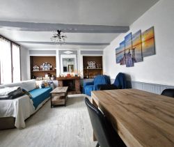 A vendre MAISON  6 PIECES 95 M2  TORCY LE GRAND commerce