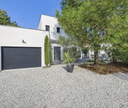 A louer MAISON  CONTEMPORAINE BORD DE MER LA PALMYRE