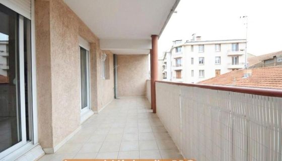 A louer APPARTEMENT T3 68 M2 TERRASSE  BEZIERS