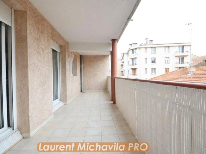 A louer APPARTEMENT T3 68 M2 TERRASSE  BEZIERS