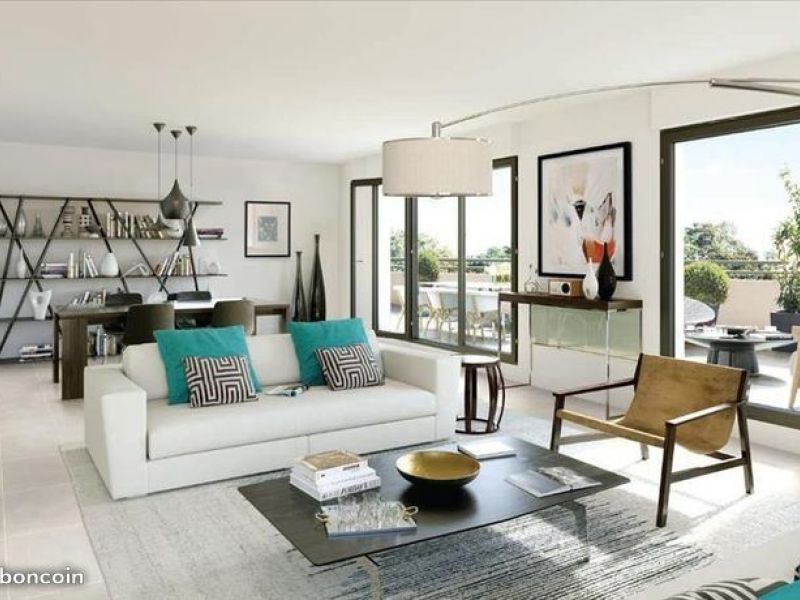 A vendre APPARTEMENT T4 116 M2 TERRASSE BORD DE MER LA CIOTAT