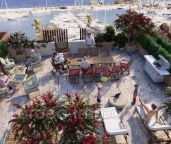 A louer APPARTEMENT DE PRESTIGE NEUF T4 98 M2 TERRASSE PIEDS DANS L'EAU BANYULS SUR MER Front de mer
