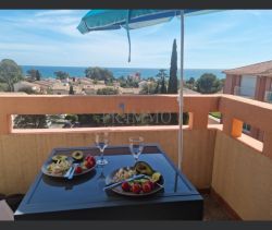 A louer APPARTEMENT DUPLEX T3 44 M2 VUE MER SAINT AYGULF