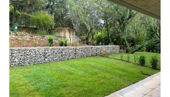 A louer APPARTEMENT T3 68 M2  NIMES