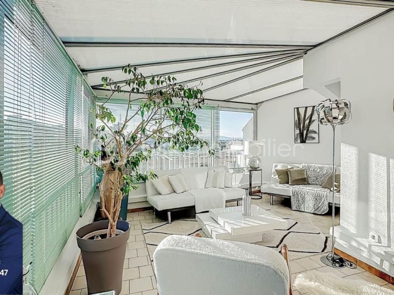 A louer APPARTEMENT DUPLEX NEUF T3 72 M2 BORD DE MER PALAVAS LES FLOTS