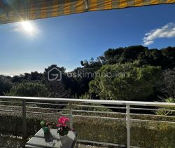 A louer APPARTEMENT T2 40 M2 TERRASSE VUE MER SAINT LAURENT DU VAR